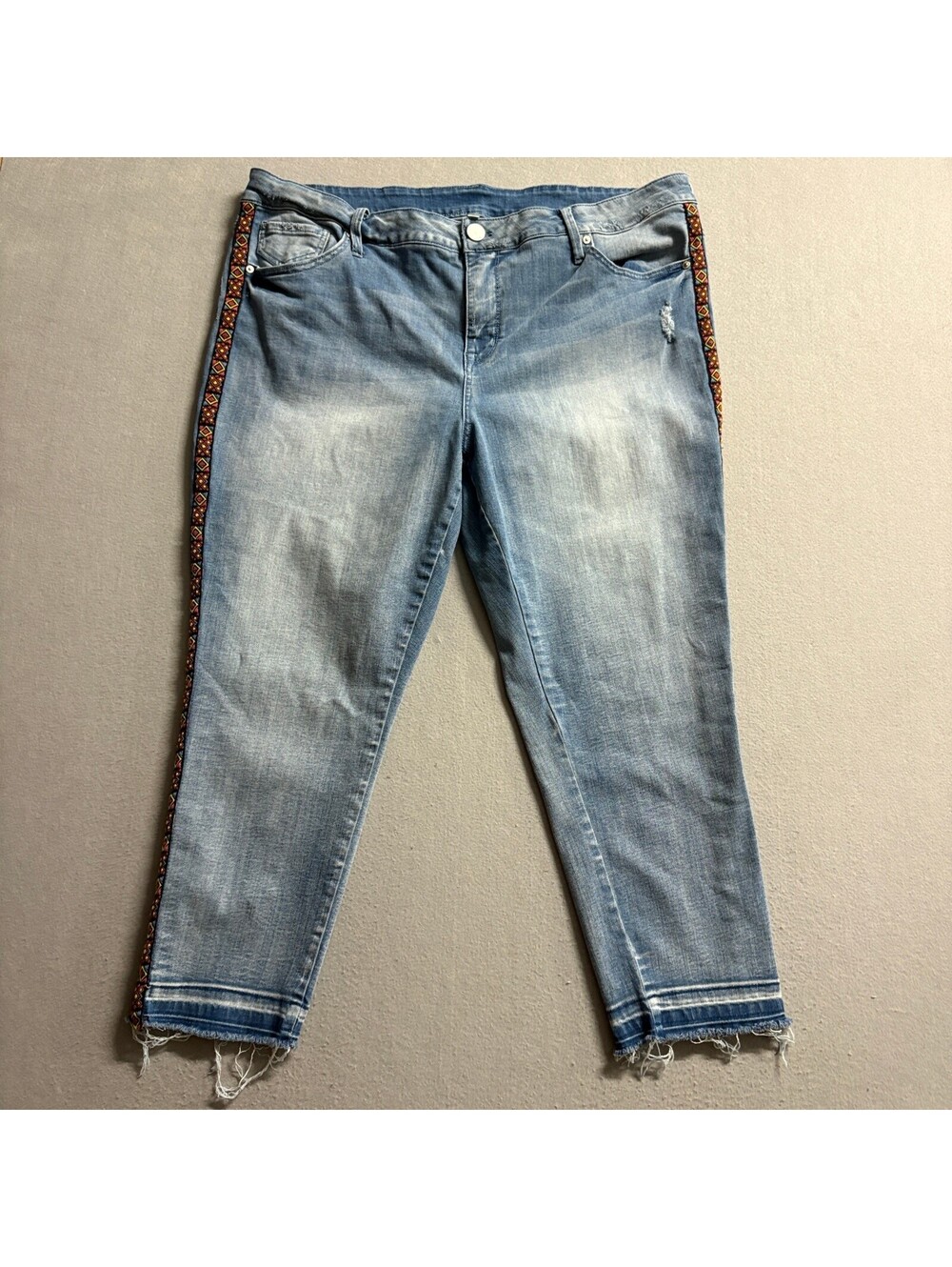 Seven7 Womens Jeans 20W Blue Denim Crop Frayed Hem Embroidered Side Stripe
